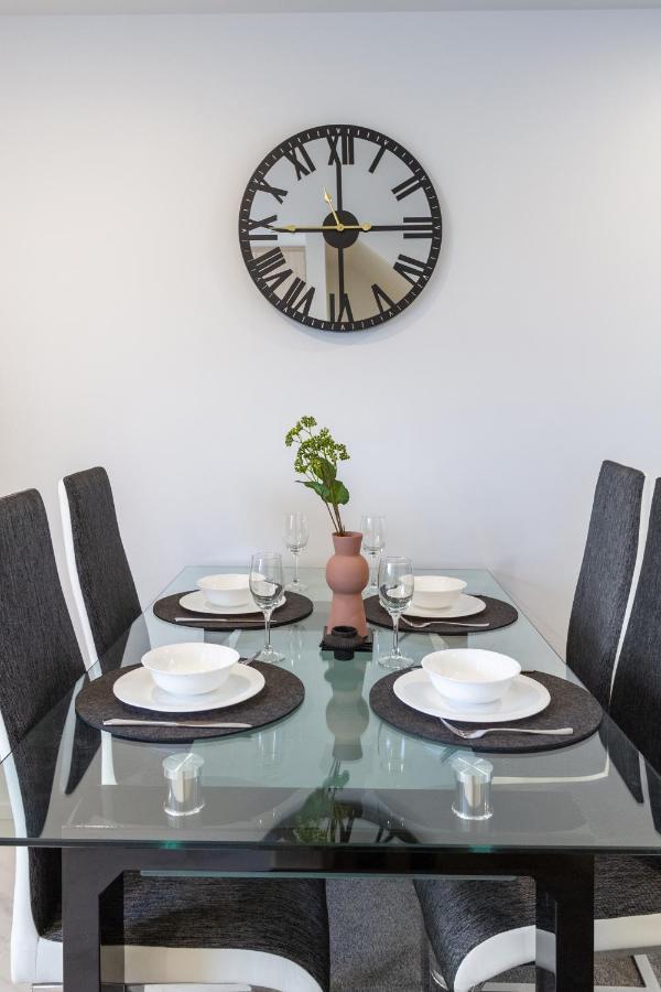 شقة Tuam Street Treasure- 2 Bed 2 Bath كريستتشيرش المظهر الخارجي الصورة